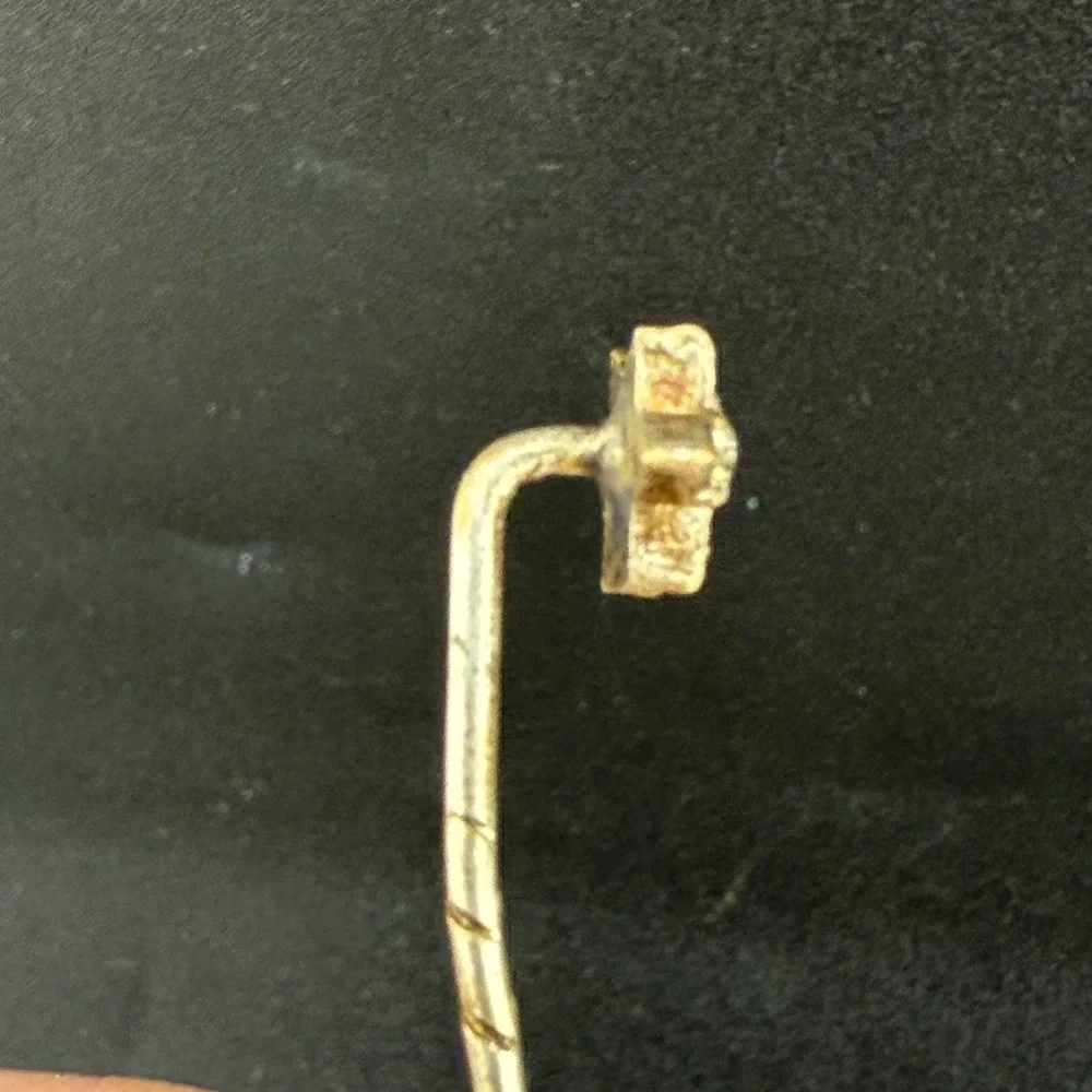 Vintage Rhinestone Star Stick Pin Gold Tone